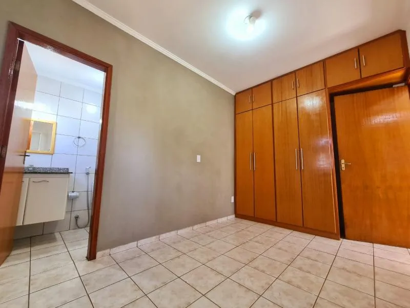 Apartamento à venda — foto 2 de 3