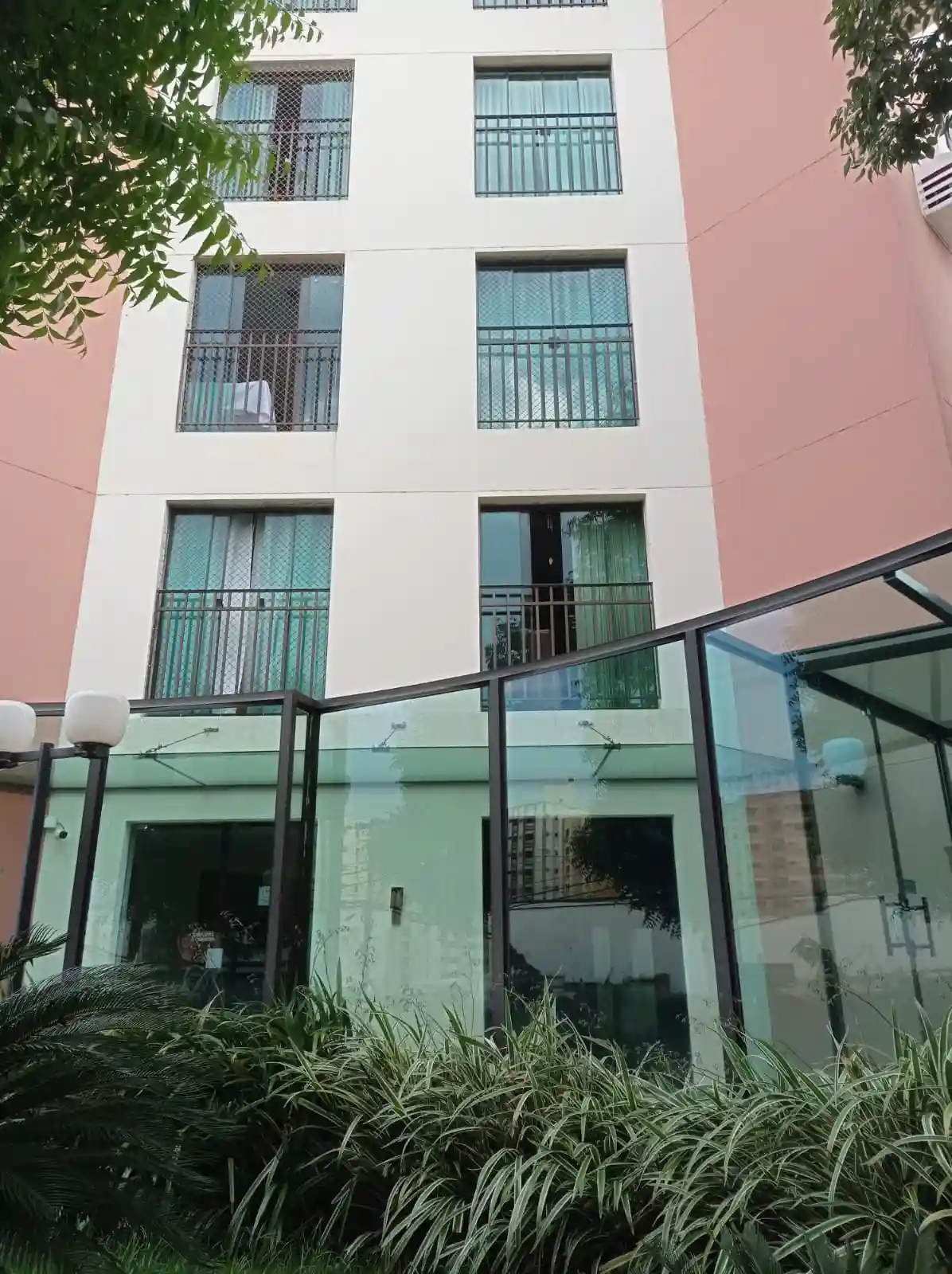 Apartamento com 2 quartos à venda, 80m² — foto 1 de 8