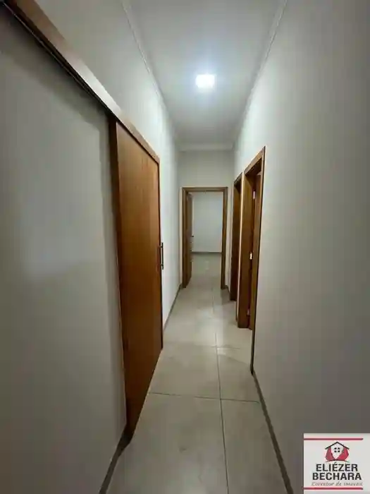 Casa com 3 quartos à venda, 120m² — foto 2 de 22