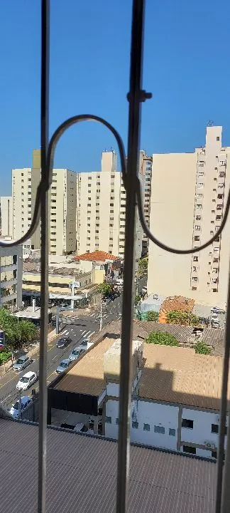 Apartamento à venda — foto 2 de 2