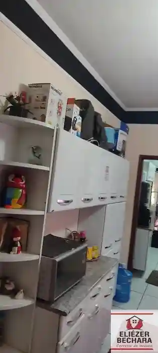 Casa com 3 quartos à venda, 240m² — foto 12 de 33