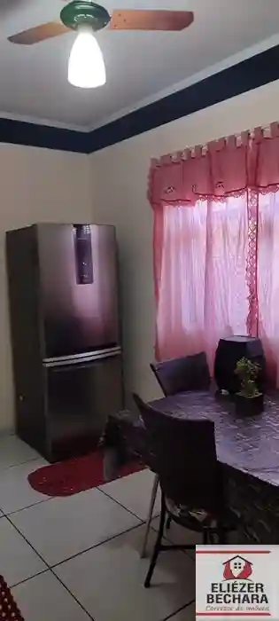 Casa com 3 quartos à venda, 240m² — foto 6 de 33