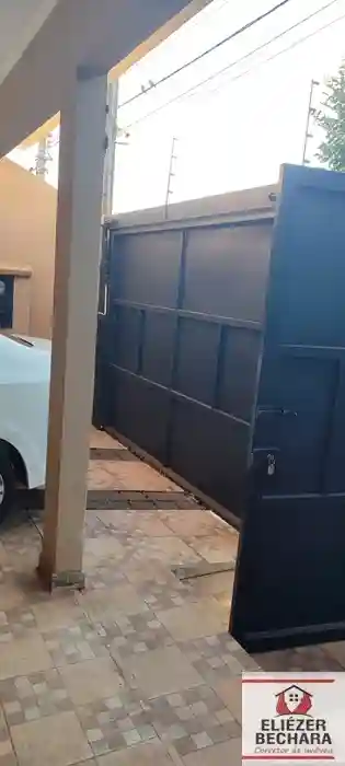 Casa com 3 quartos à venda, 240m² — foto 13 de 33