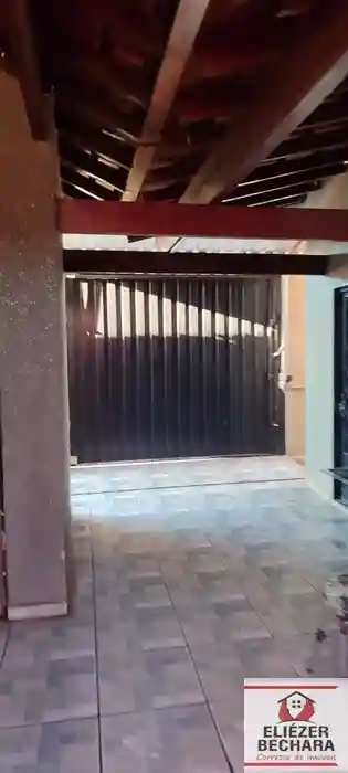 Casa com 3 quartos à venda, 240m² — foto 9 de 33