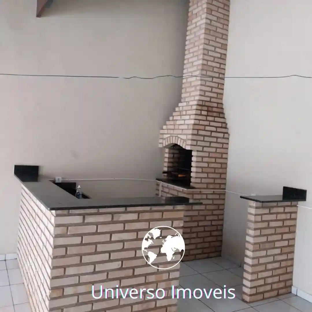 Casa com 2 quartos à venda, 146m² — foto 2 de 18