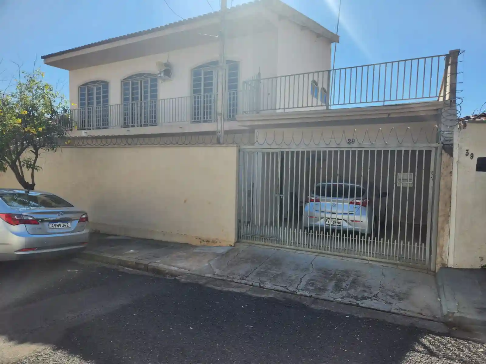 Casa com 3 quartos à venda, 117m² — foto 2 de 26