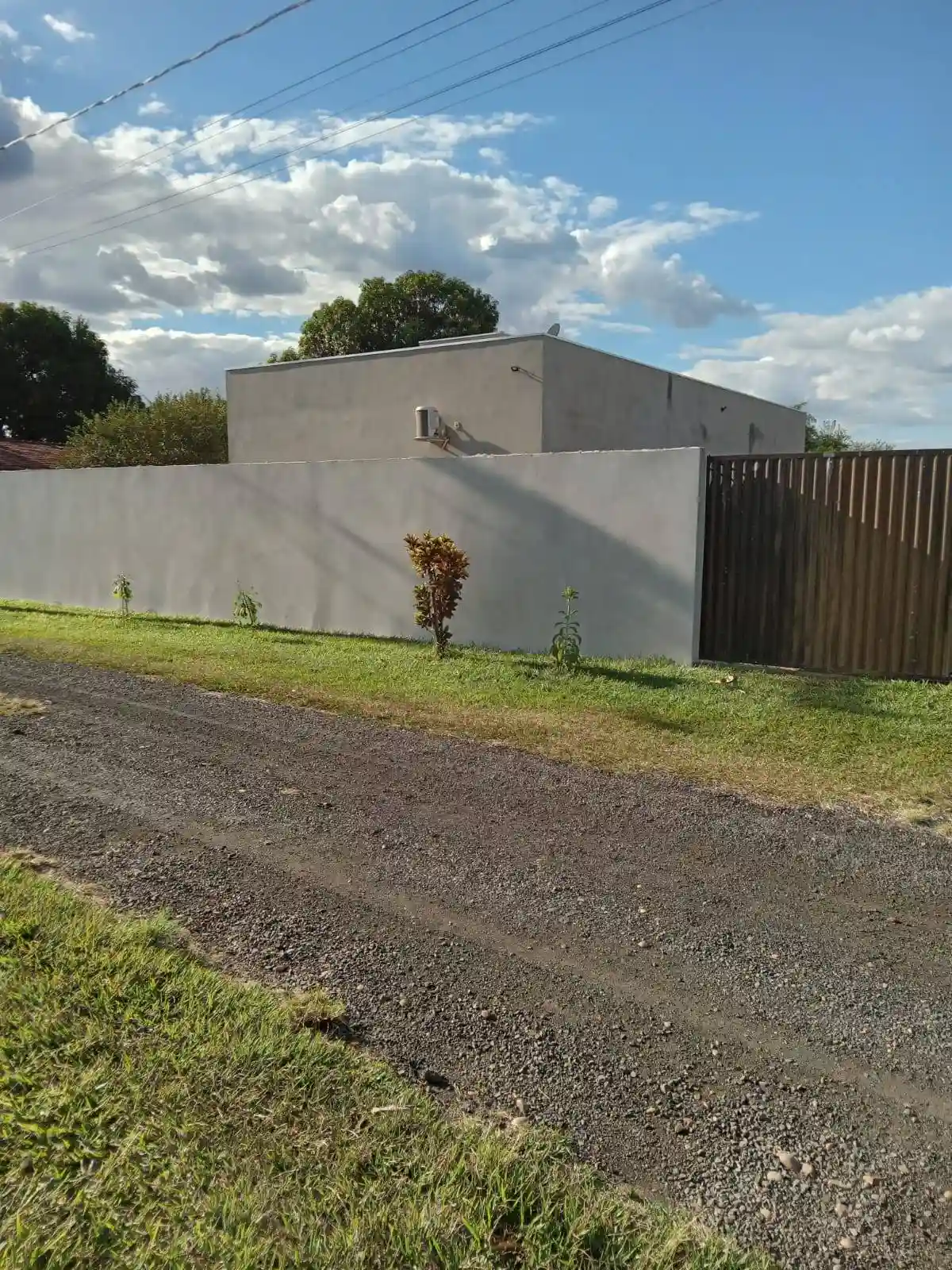Fazenda / Sítio / Chácara com 3 quartos à venda, 3318m² — foto 1 de 7