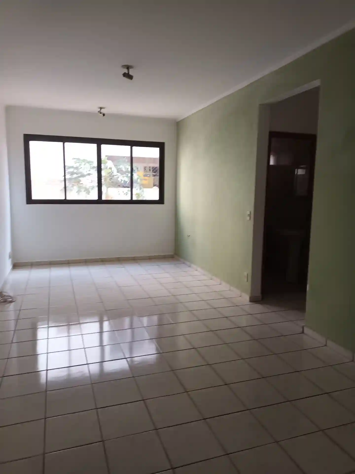 Apartamento com 2 quartos para aluguel, 50m² — foto 2 de 11