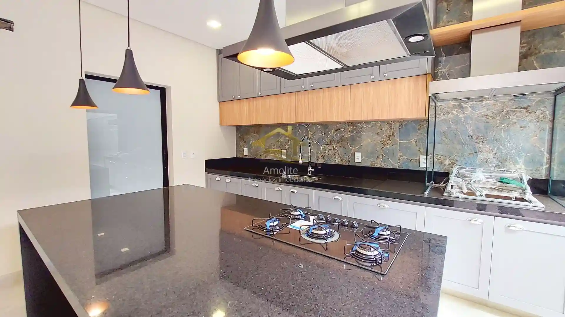 Casa de Condomínio com 3 quartos à venda, 230m² — foto 35 de 39