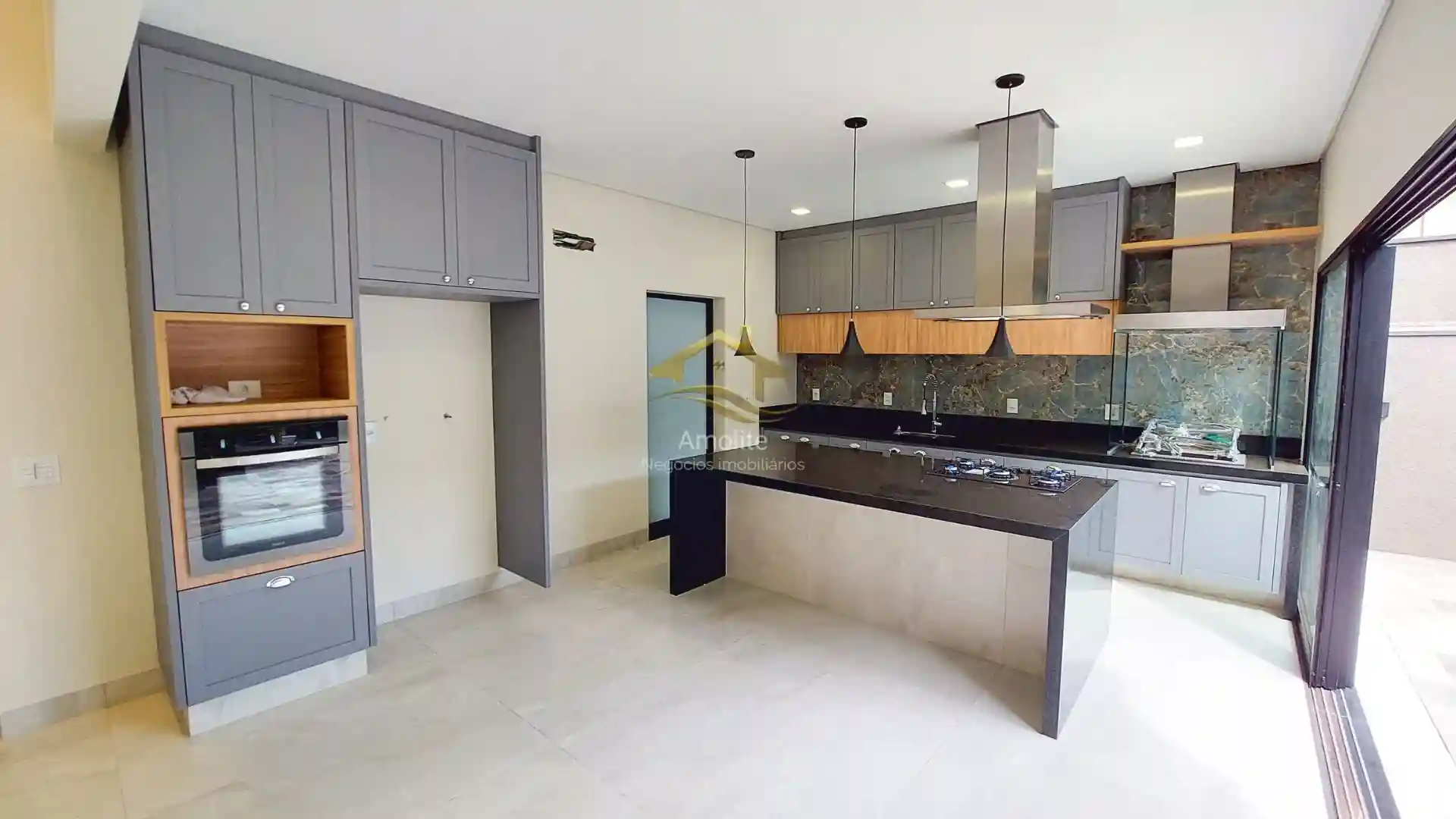 Casa de Condomínio com 3 quartos à venda, 230m² — foto 37 de 39