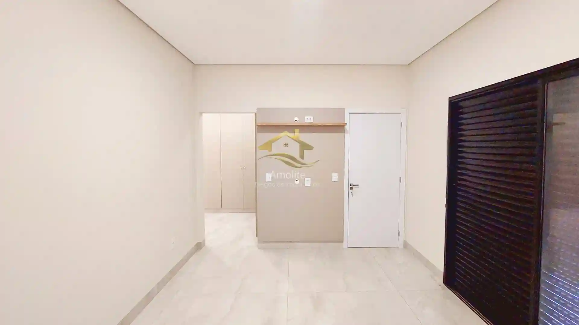 Casa de Condomínio com 3 quartos à venda, 230m² — foto 10 de 39