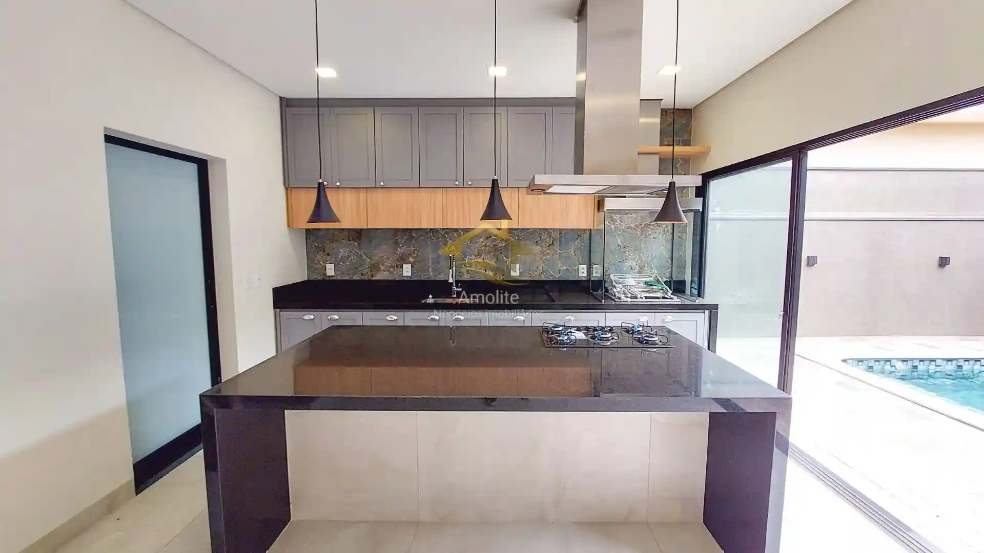 Casa de Condomínio com 3 quartos à venda, 230m² — foto 25 de 39