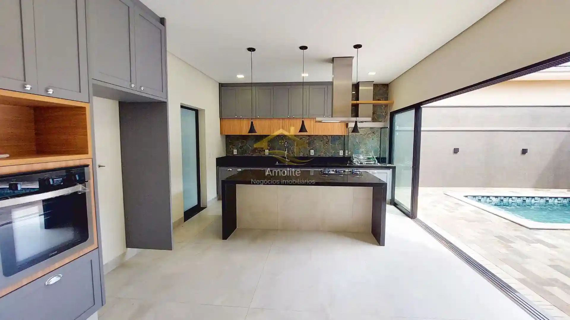 Casa de Condomínio com 3 quartos à venda, 230m² — foto 38 de 39