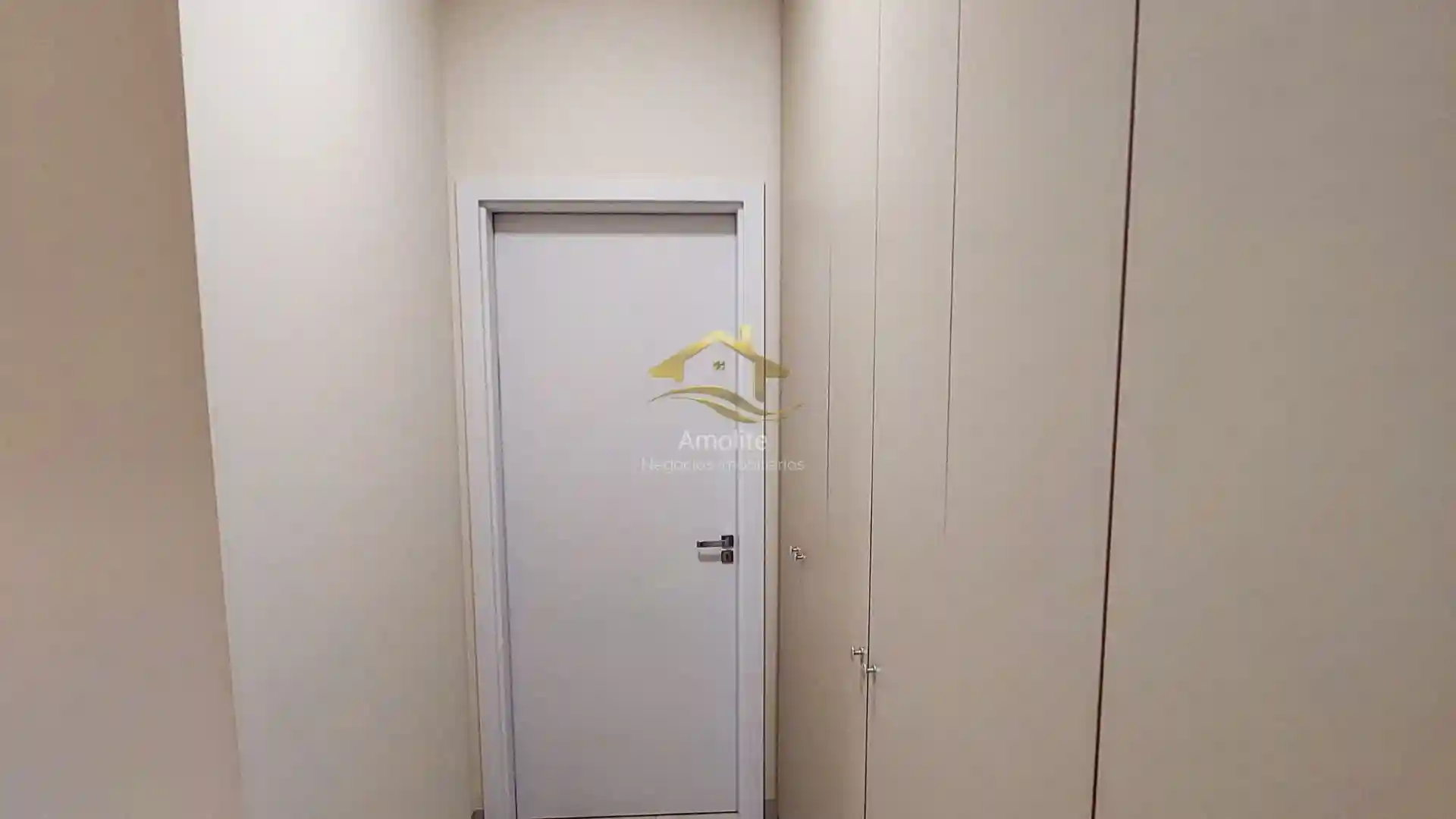 Casa de Condomínio com 3 quartos à venda, 230m² — foto 13 de 39