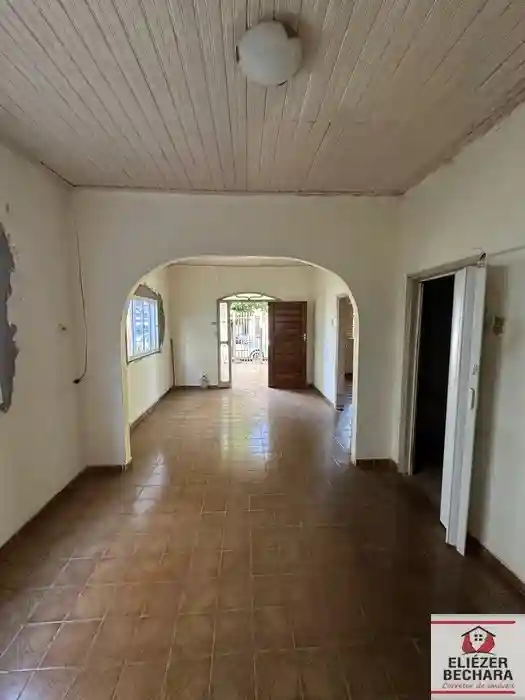 Casa com 3 quartos à venda, 150m² — foto 2 de 22