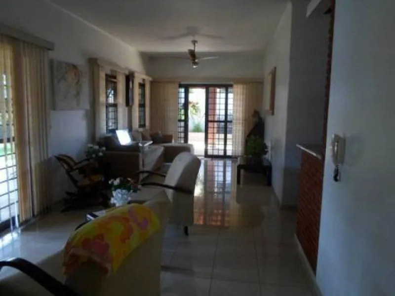Casa à venda — foto 3 de 7