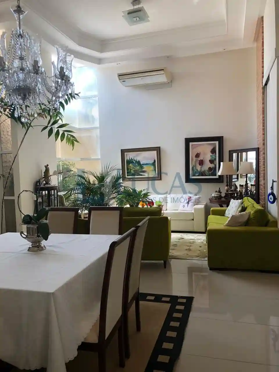Casa de Condomínio com 3 quartos à venda, 280m² — foto 2 de 14