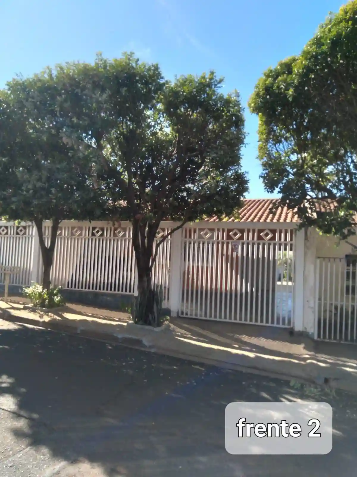 Casa com 3 quartos à venda, 360m² — foto 1 de 16