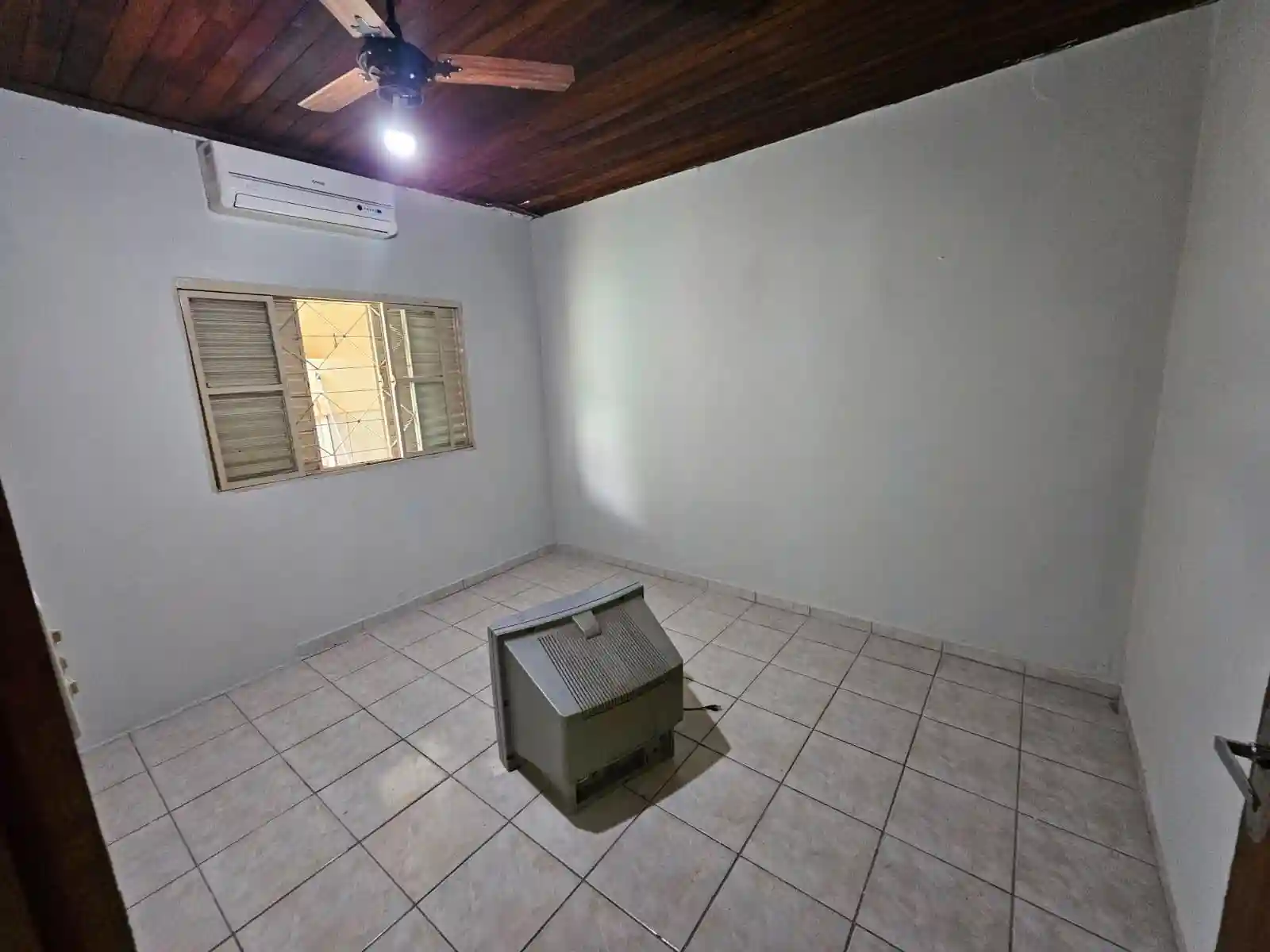 Casa com 2 quartos à venda, 90m² — foto 10 de 13
