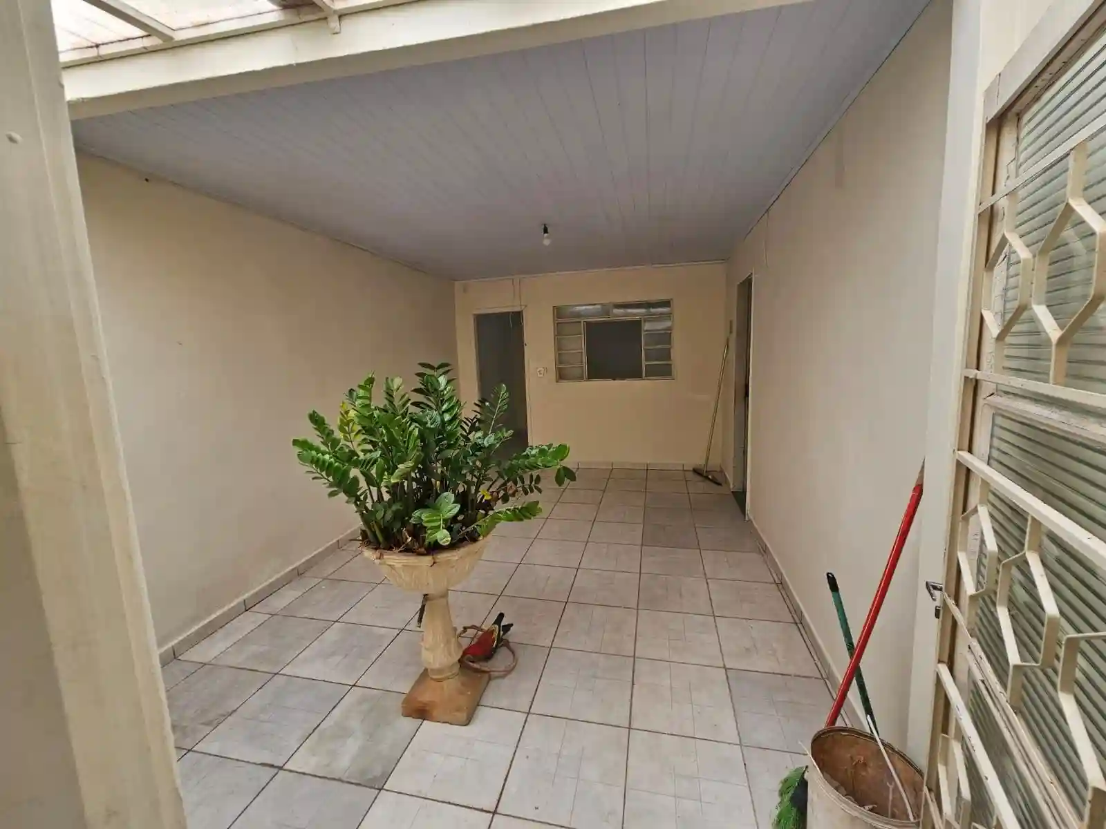 Casa com 2 quartos à venda, 90m² — foto 1 de 13