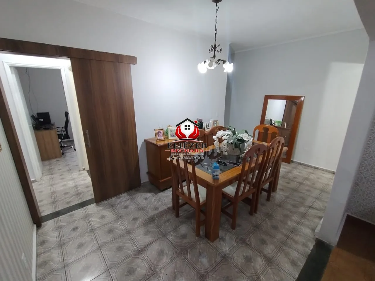Casa com 3 quartos à venda, 120m² — foto 2 de 37