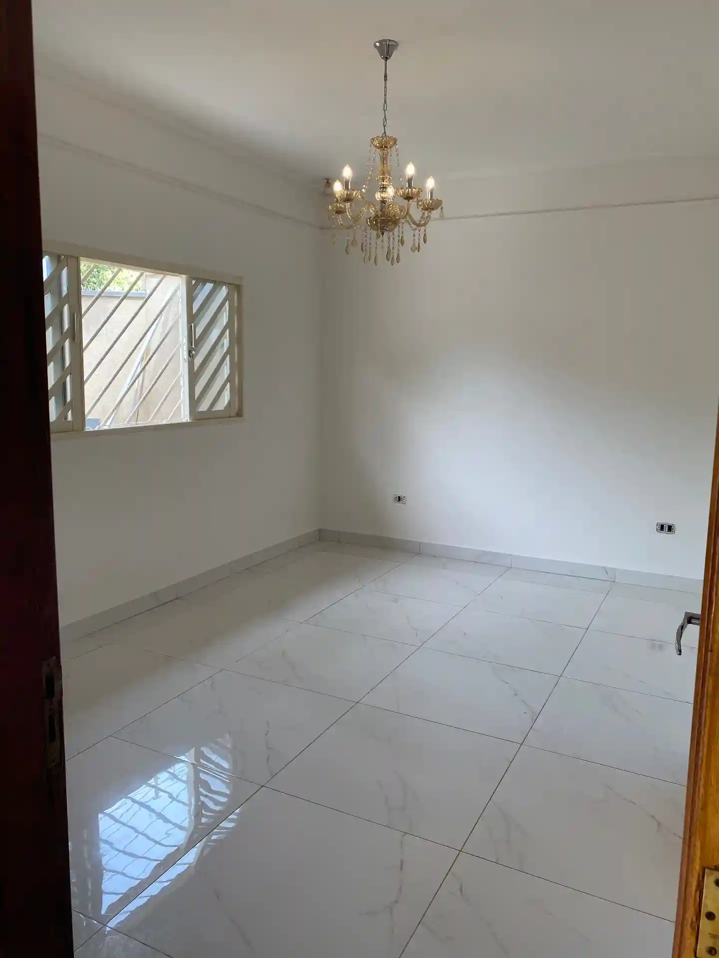 Casa com 3 quartos à venda, 200m² — foto 6 de 27