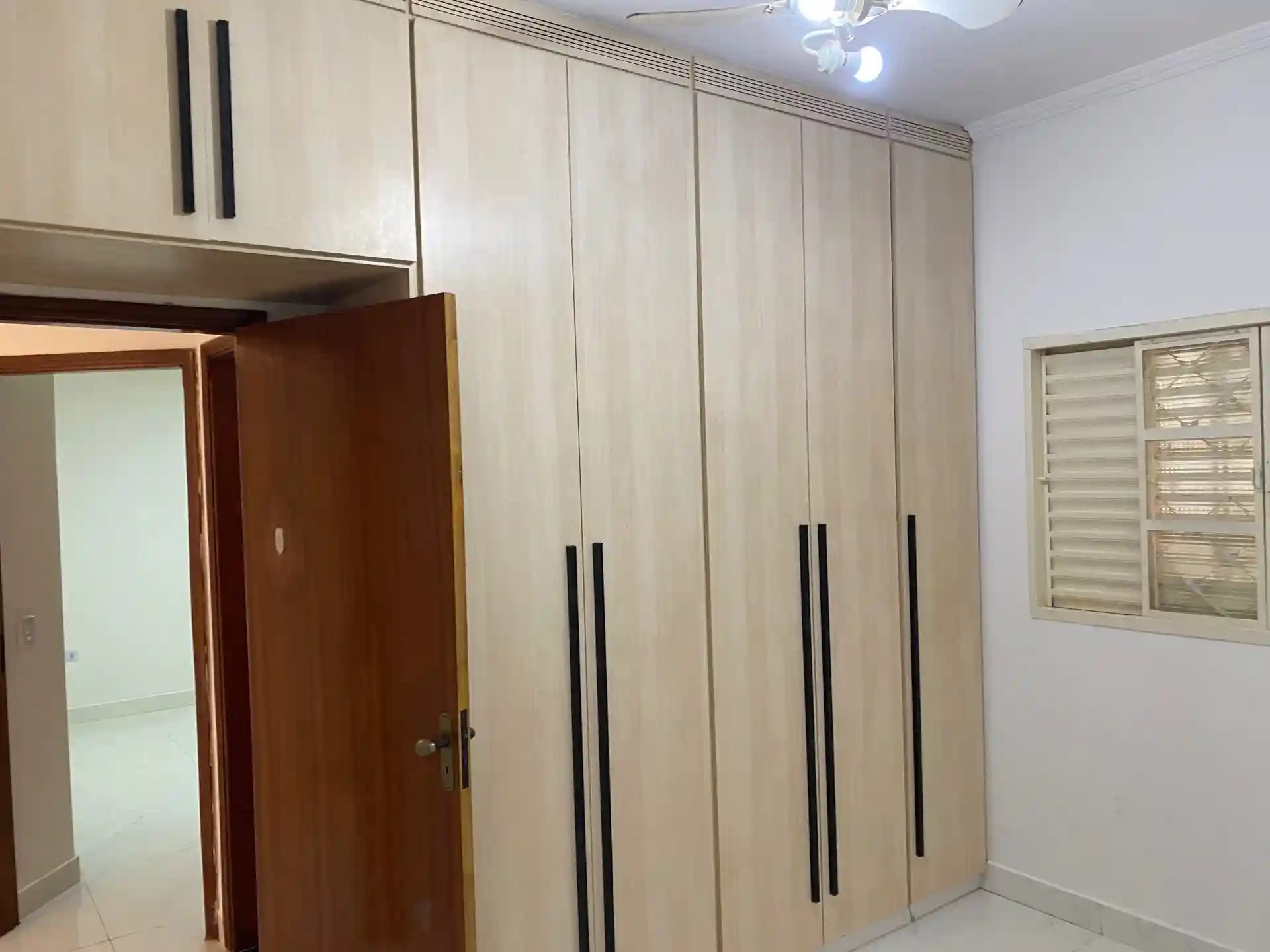 Casa com 3 quartos à venda, 200m² — foto 19 de 27
