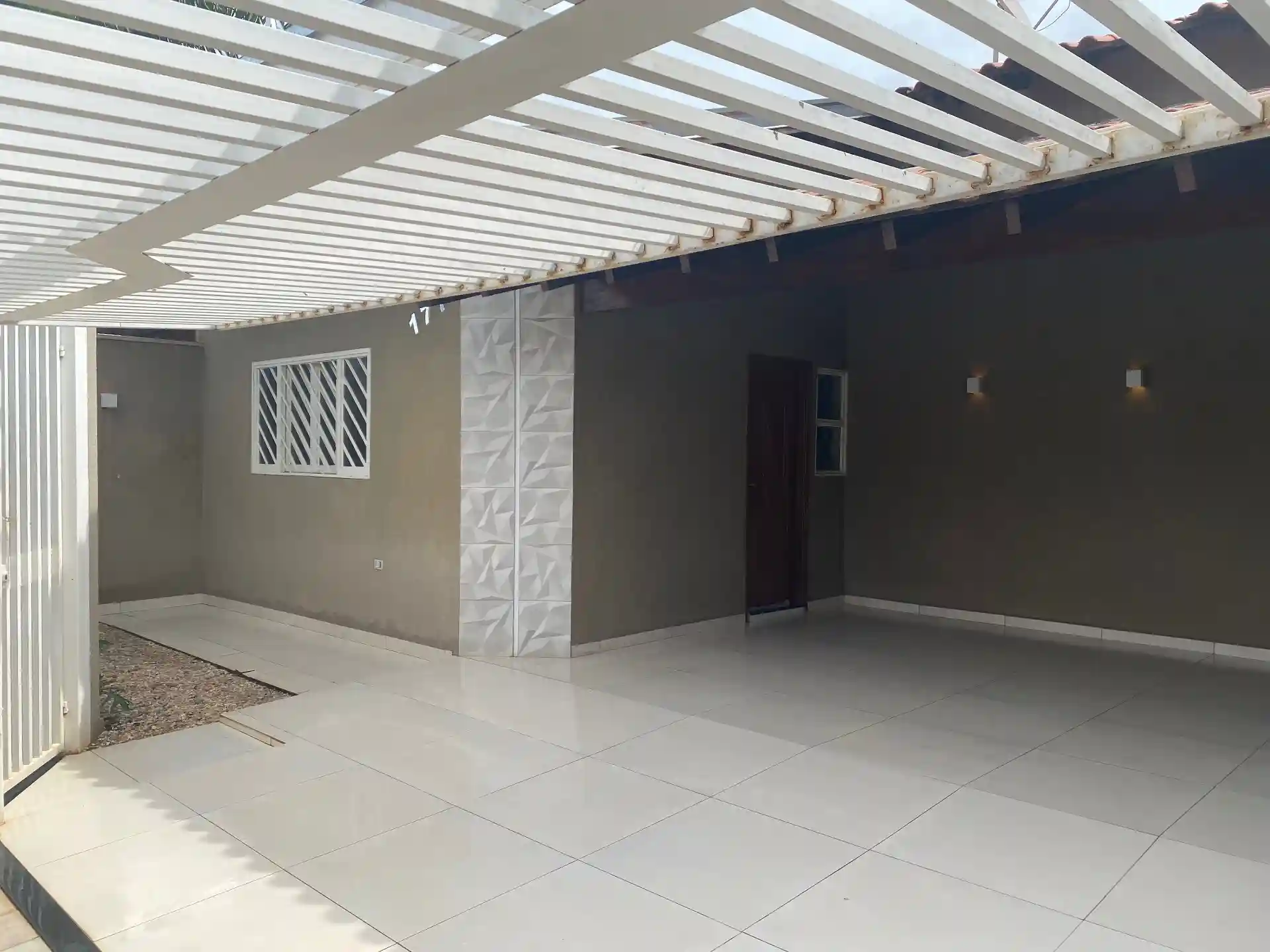 Casa com 3 quartos à venda, 200m² — foto 3 de 27