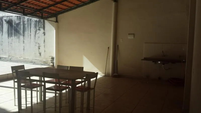 Casa à venda — foto 1 de 5