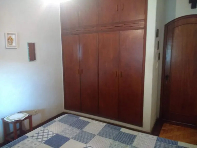 Casa à venda — foto 3 de 3