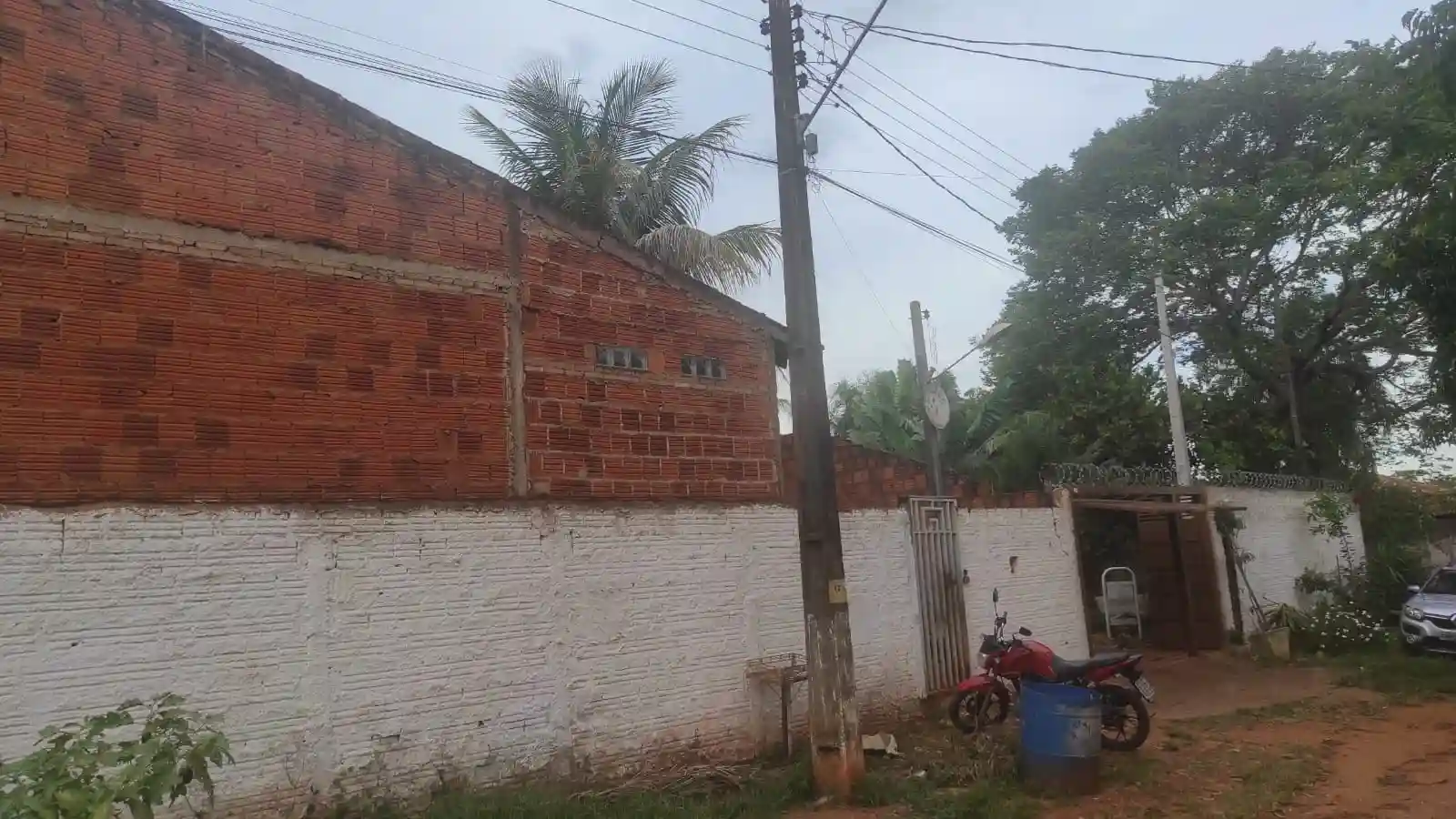 Fazenda / Sítio / Chácara com 2 quartos à venda, 1000m² — foto 4 de 17