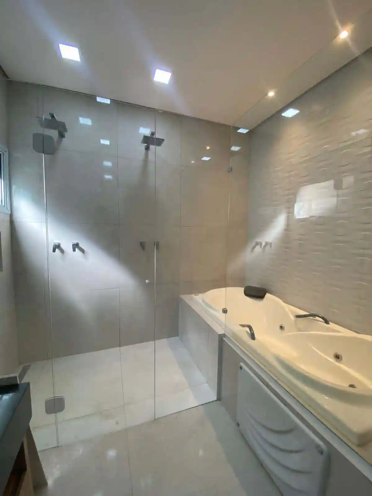 Casa de Condomínio com 4 quartos à venda, 380m² — foto 15 de 21