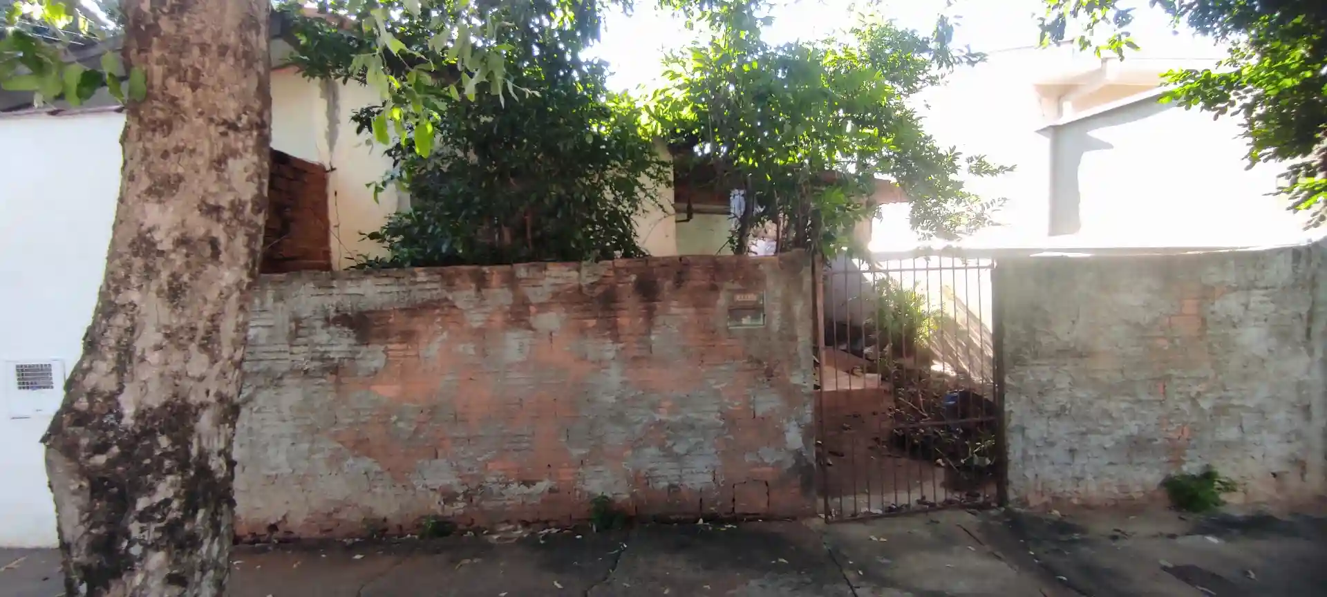 Casa com 2 quartos à venda, 150m² — foto 2 de 8