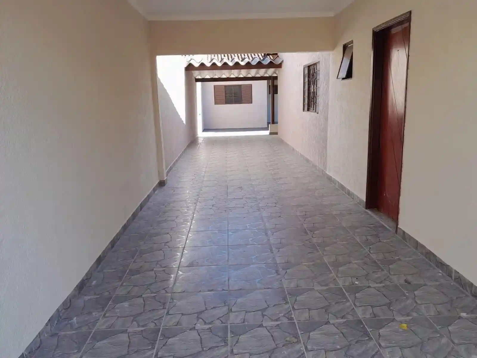 Casa de Vila com 5 quartos à venda, 242m² — foto 1 de 18