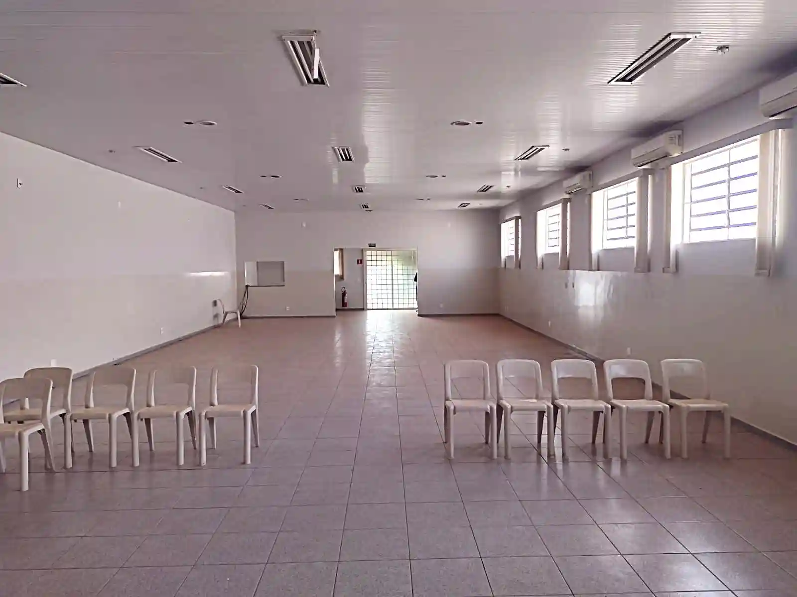 Loja / Salão / Ponto Comercial  à venda, 476m² — foto 2 de 14