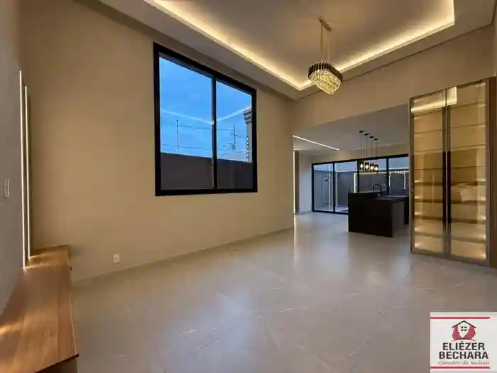 Casa com 3 quartos à venda, 135m² — foto 1 de 9