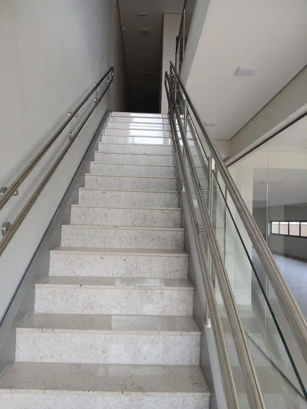 Loja / Salão / Ponto Comercial  para aluguel, 90m² — foto 6 de 37