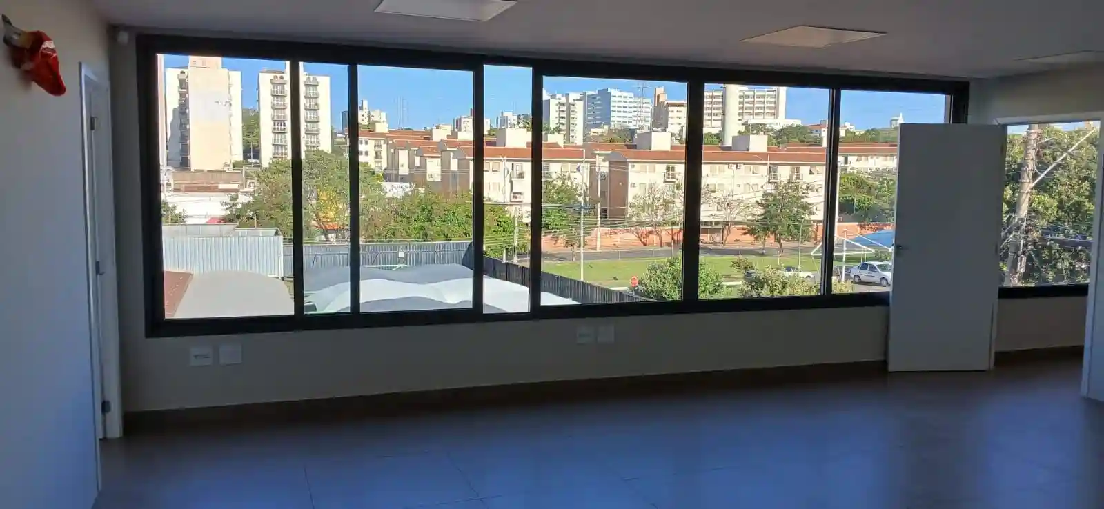 Loja / Salão / Ponto Comercial  para aluguel, 90m² — foto 12 de 37