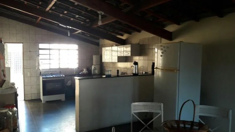 Casa à venda — foto 1 de 5