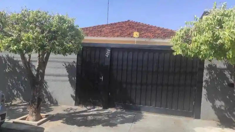 Casa à venda — foto 1 de 15