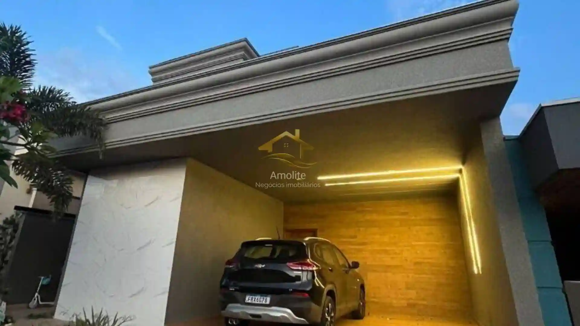 Casa de Condomínio com 3 quartos à venda, 135m² — foto 2 de 27