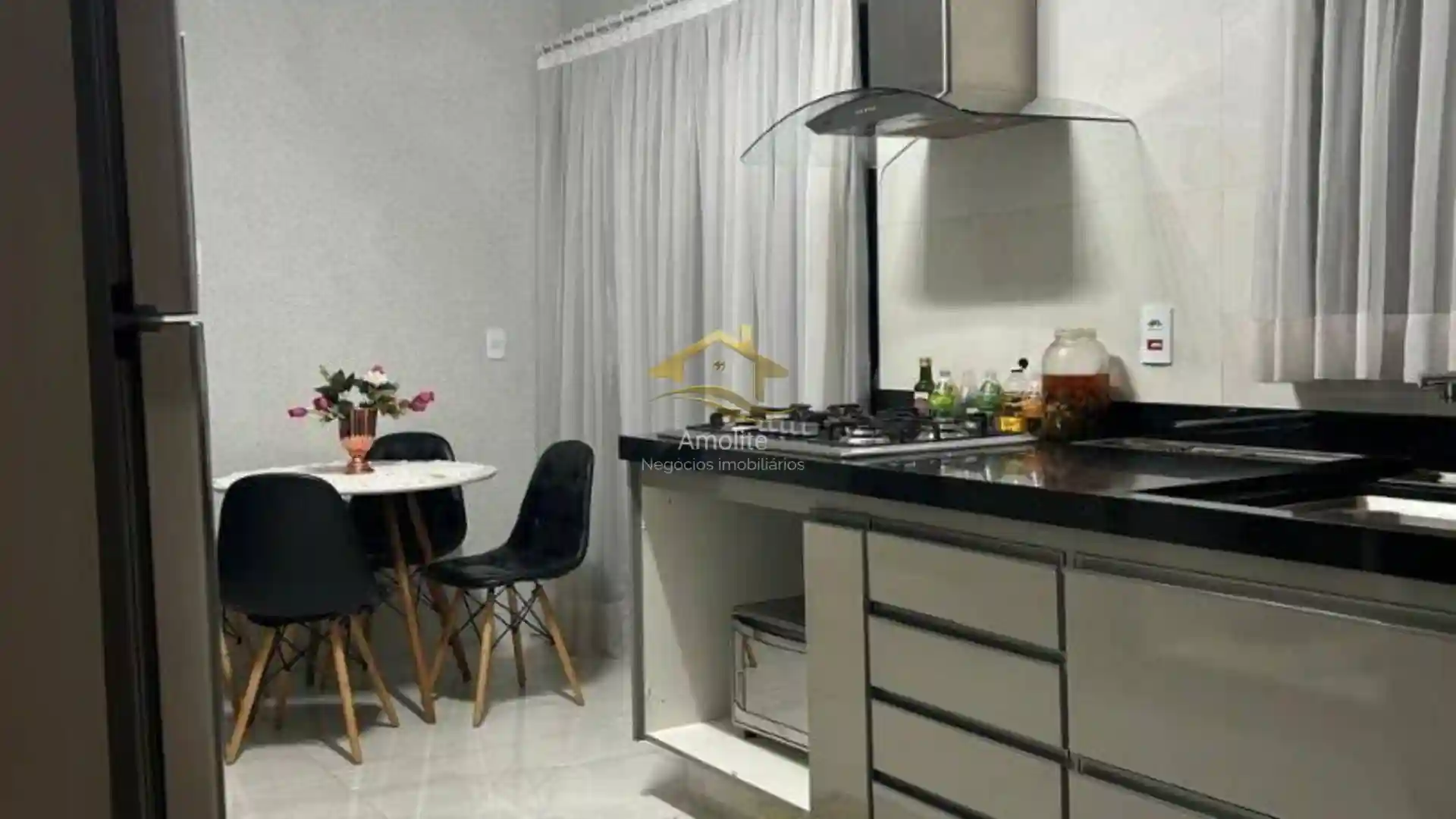 Casa de Condomínio com 3 quartos à venda, 135m² — foto 11 de 27