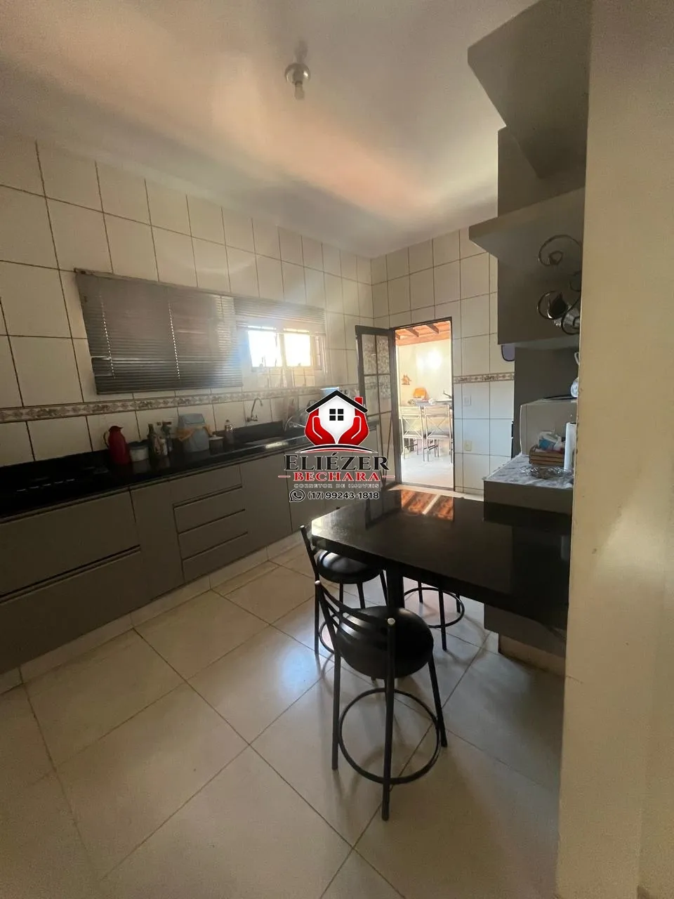 Casa com 3 quartos à venda, 154m² — foto 6 de 6