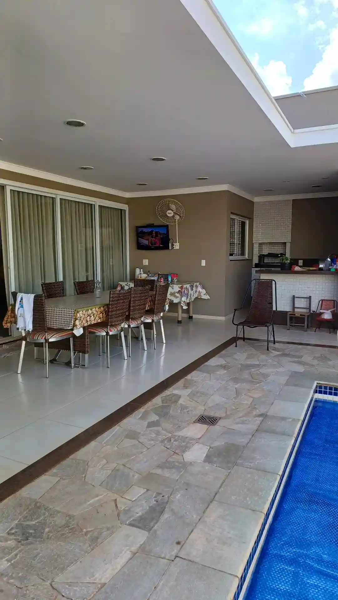 Casa de Condomínio com 3 quartos à venda, 190m² — foto 11 de 24