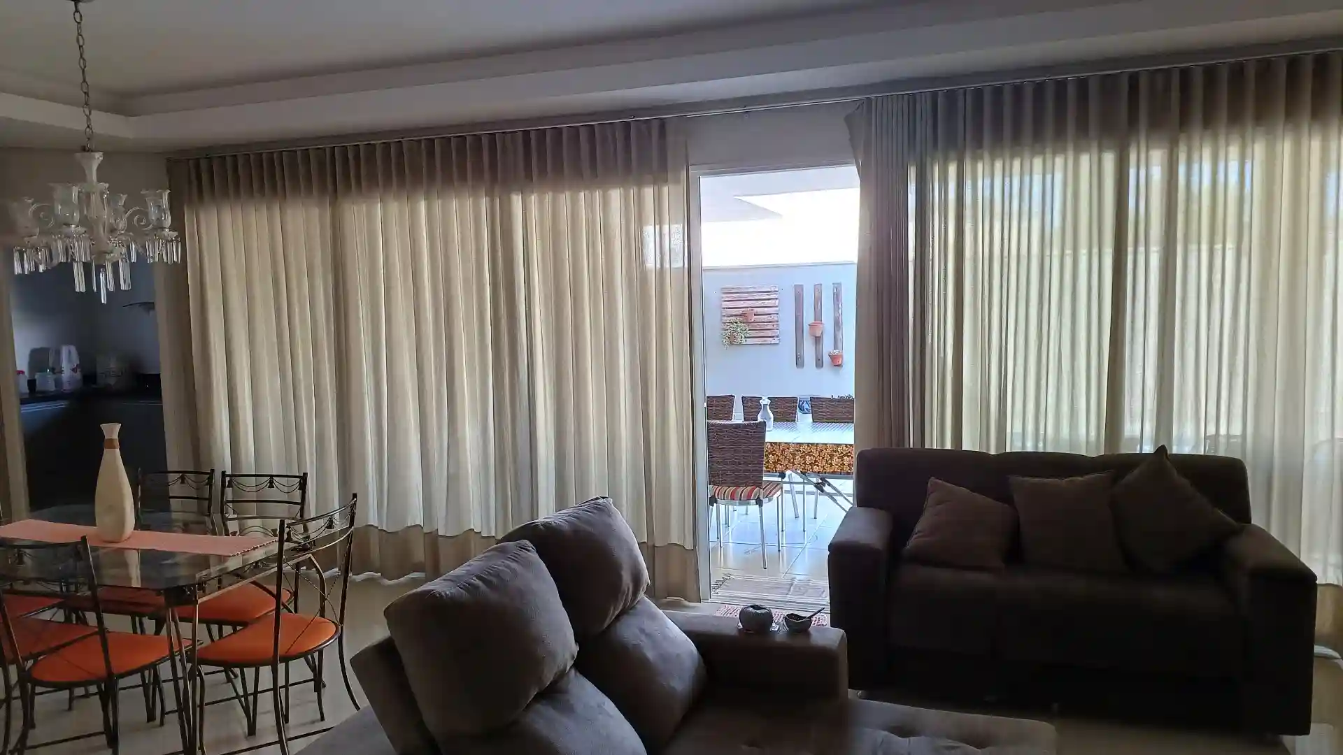 Casa de Condomínio com 3 quartos à venda, 190m² — foto 3 de 24