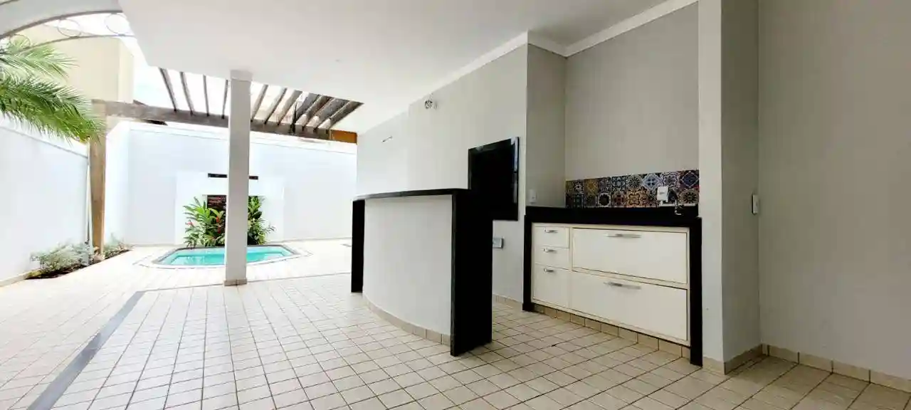 Casa de Condomínio com 4 quartos à venda, 280m² — foto 3 de 16