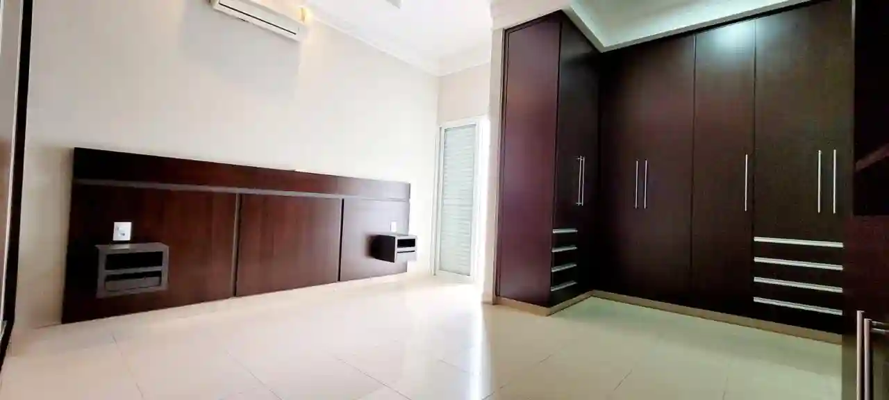 Casa de Condomínio com 4 quartos à venda, 280m² — foto 10 de 16