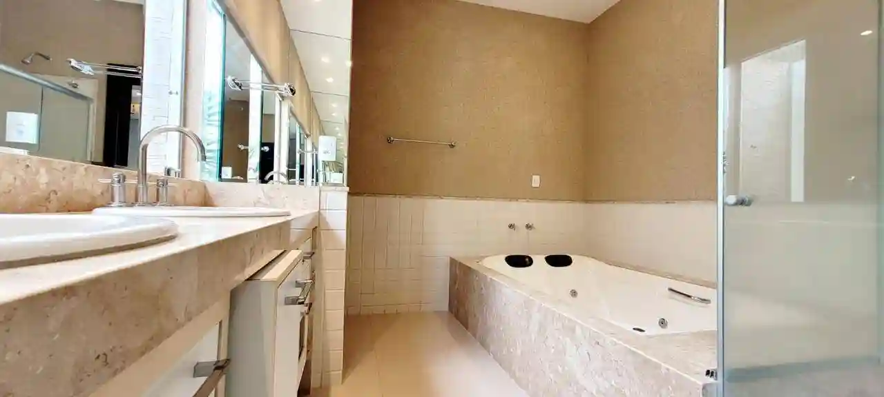 Casa de Condomínio com 4 quartos à venda, 280m² — foto 12 de 16
