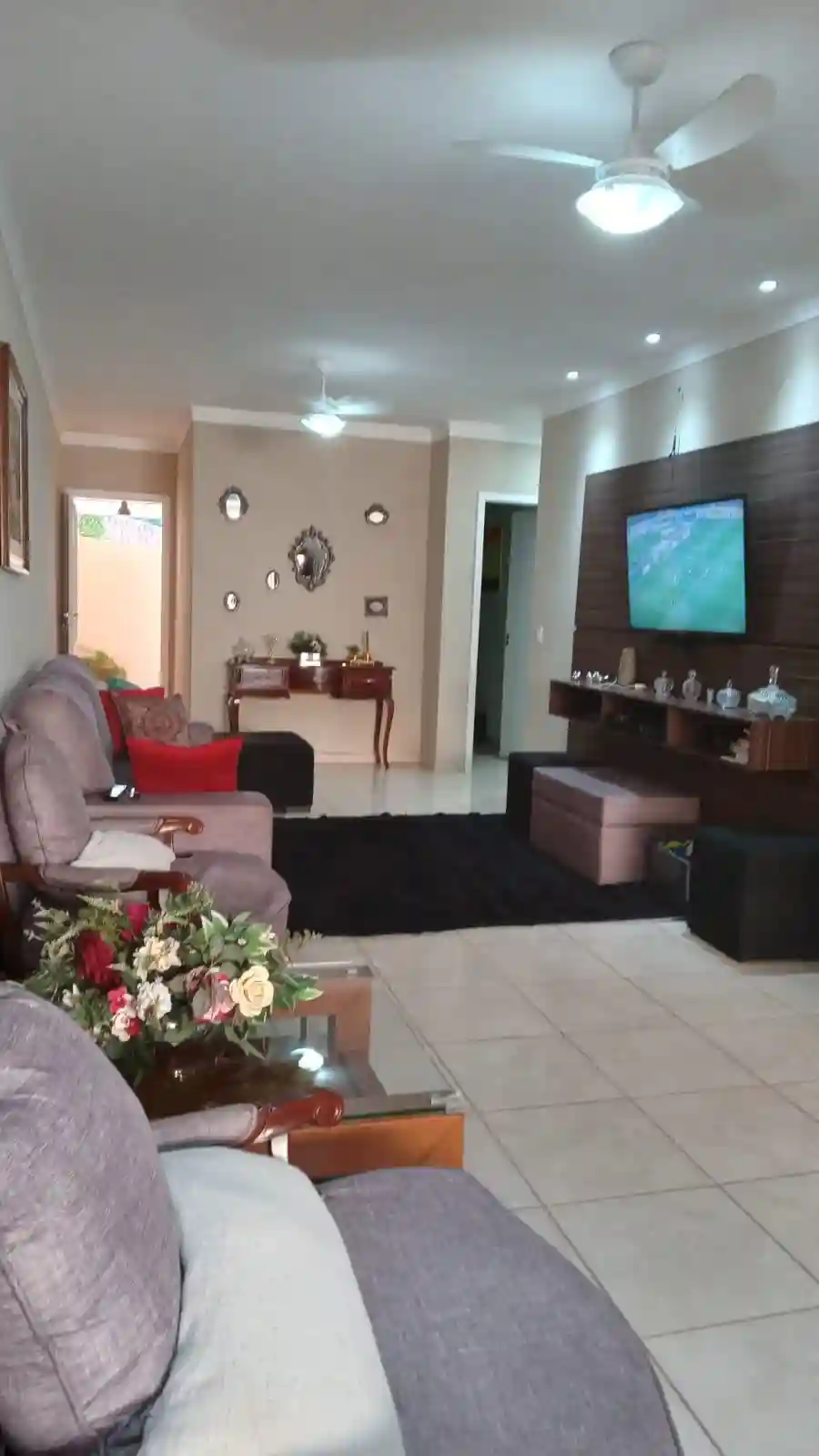 Casa de Condomínio com 3 quartos à venda, 148m² — foto 2 de 11