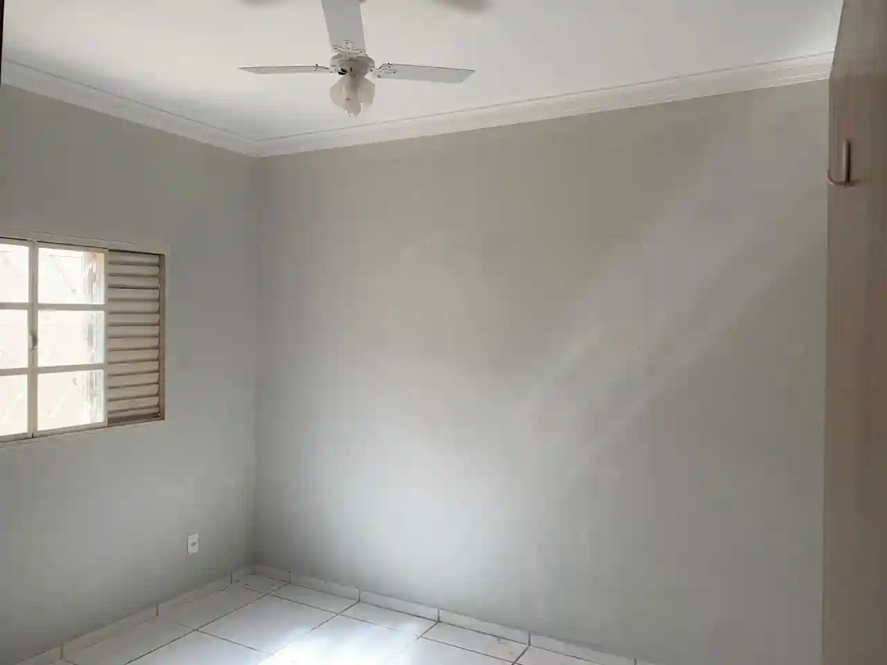 Casa à venda — foto 2 de 6